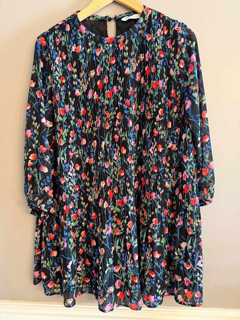 ZARA Floral Plissé Pleated Long Sleeve Shift Mini Dress | Size M